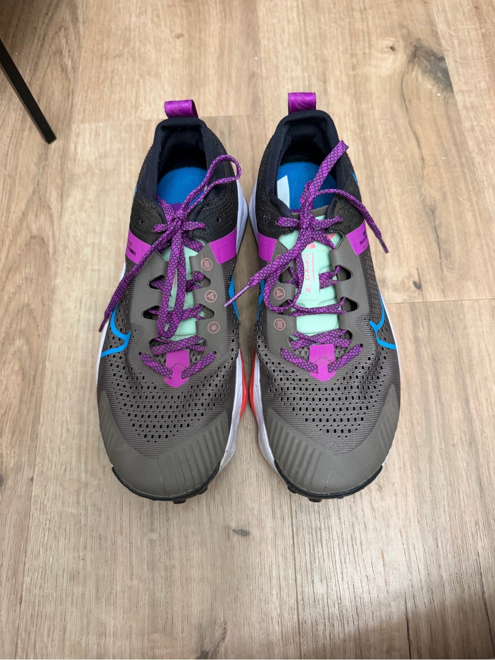 Nike ZoomX Zegama Trail Athletic Hiking Shoes Sz 7.5 - Picture 2 of 5